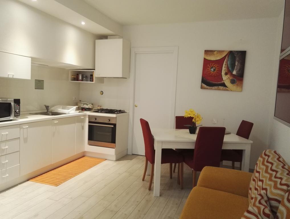 La Casa Nel Borgo Sul Lago Pisogne Eksteriør billede
