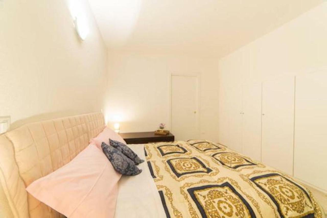 La Casa Nel Borgo Sul Lago Pisogne Eksteriør billede