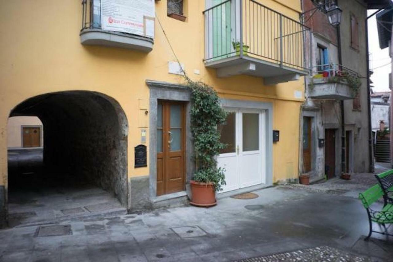 La Casa Nel Borgo Sul Lago Pisogne Eksteriør billede